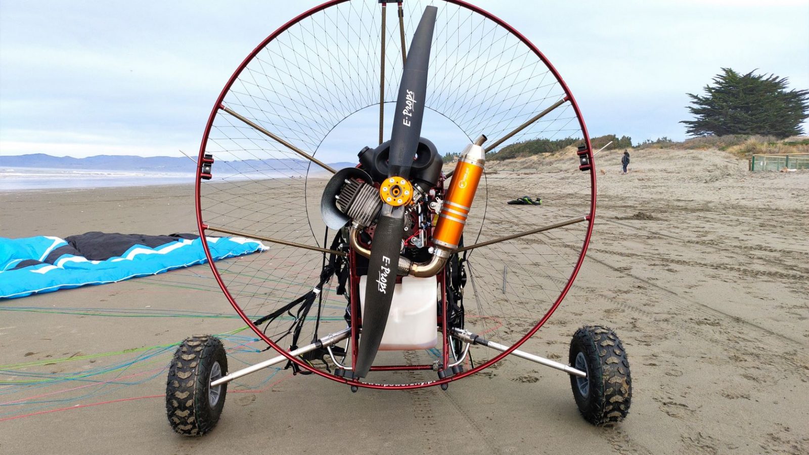 Paramotor trike set up on a Canterbury beach